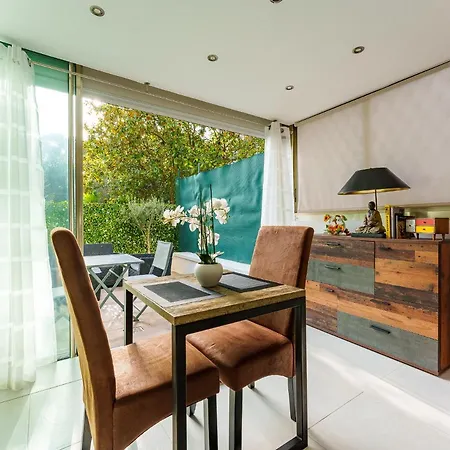 Appartement Superbe Studio Avec Terrasse Cannes